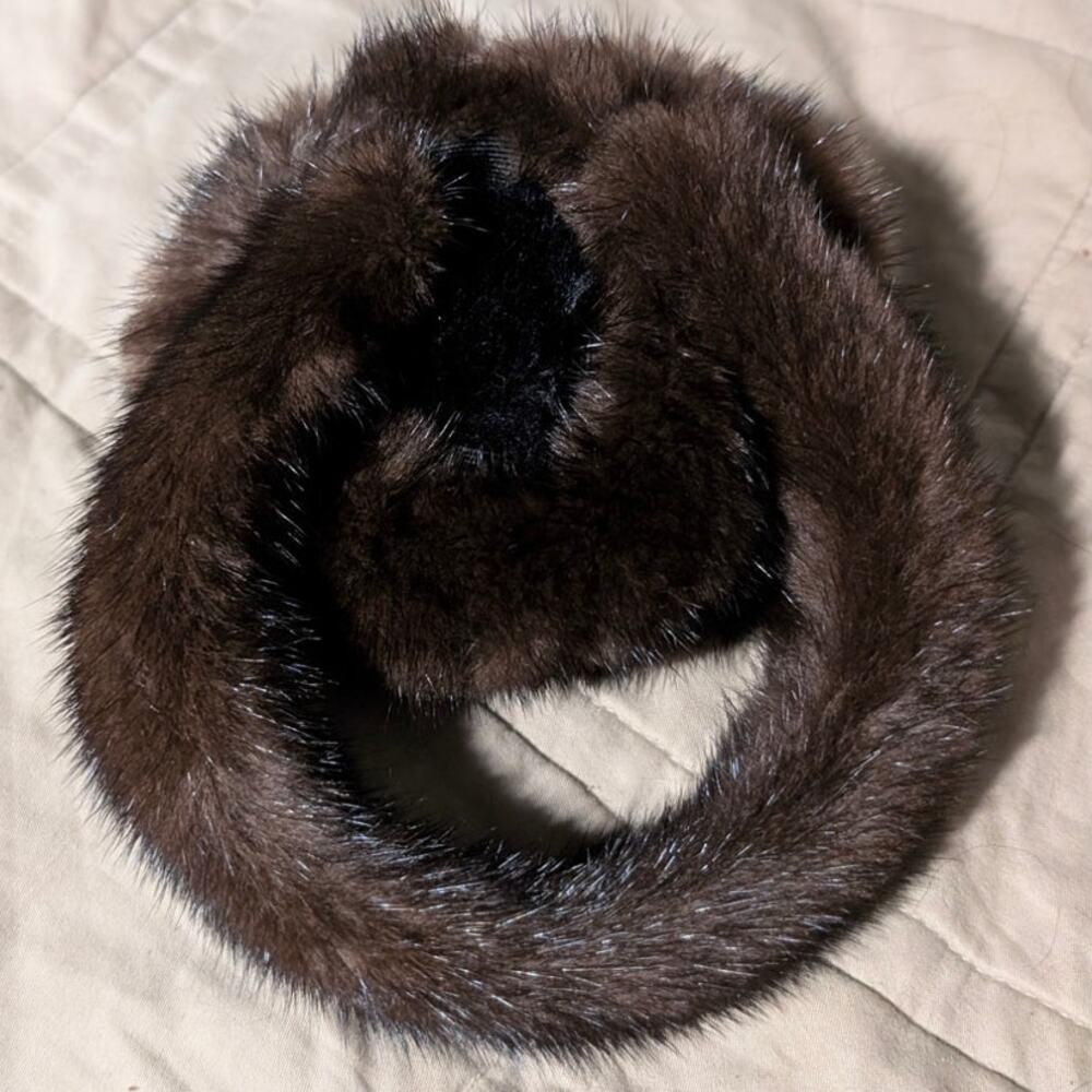 Mink Fur Earmuffs - Picture 5 of 6